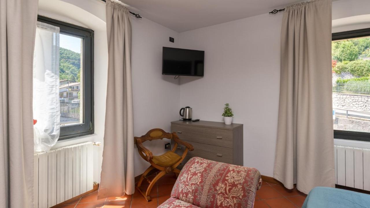 B&B Lawanda Idro Экстерьер фото